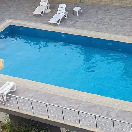 Apartment Royal Avsallar